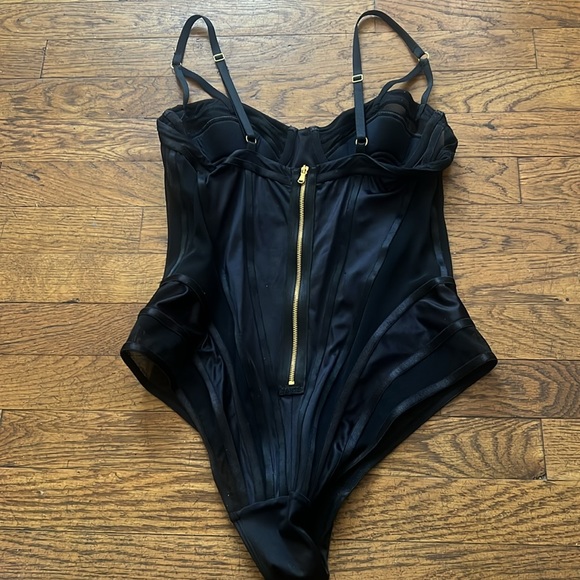 Dolce and Gabbana body suit black silk - Picture 5 of 9